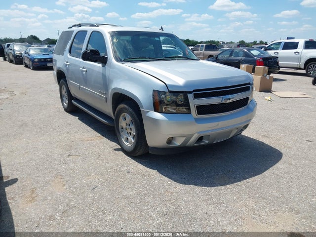 Salvage Chevrolet Tahoe Image