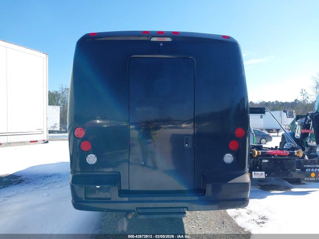 Freightliner M2 106