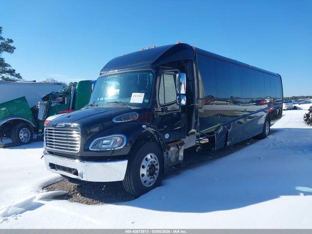 Freightliner M2 106