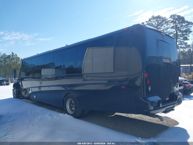 Freightliner M2 106