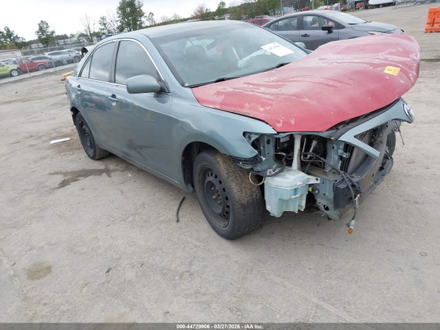 Salvage Toyota Camry Image