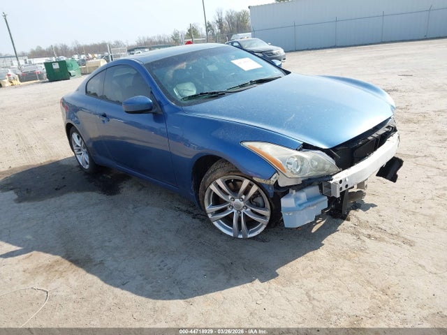 Salvage INFINITI G37x Image