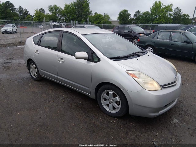 Salvage Toyota Prius Image