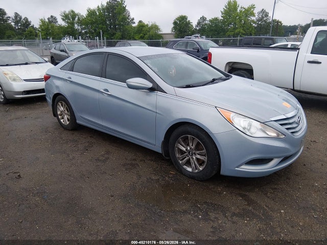 Salvage Hyundai SONATA Image