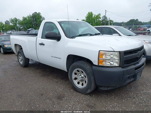 Salvage Chevrolet Silverado 1500 Image