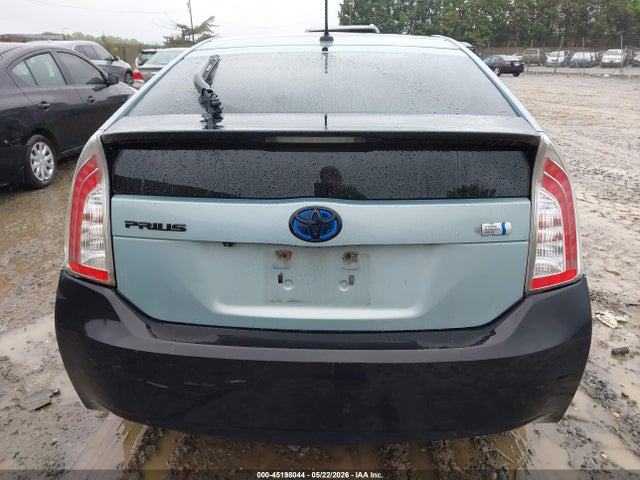 Toyota Prius Three