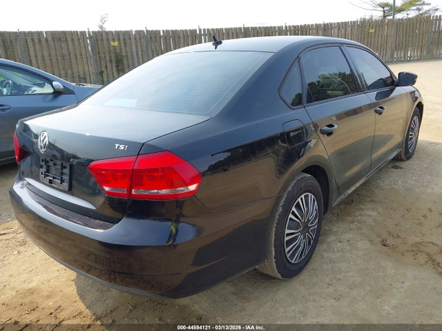 Volkswagen Passat 1.8t S
