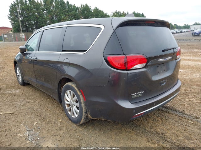 Chrysler Pacifica Touring Plus