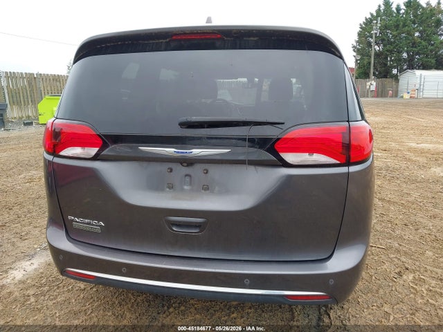 Chrysler Pacifica Touring Plus