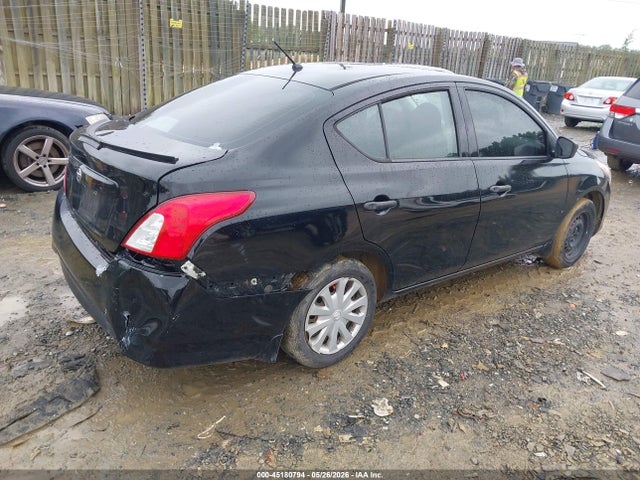 Nissan Versa 1.6 S