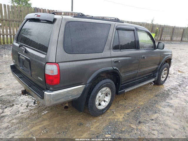 Toyota 4Runner Sr5 V6