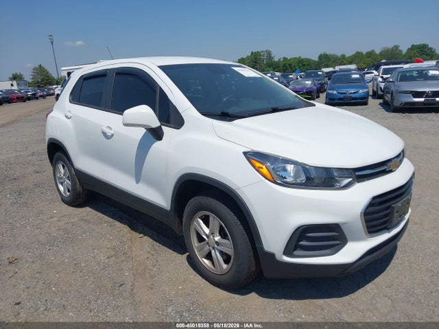 Salvage Chevrolet Trax Image