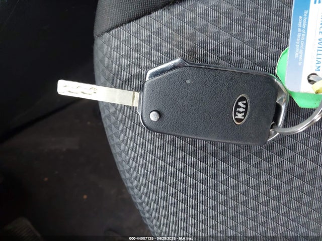 Kia Soul Lx