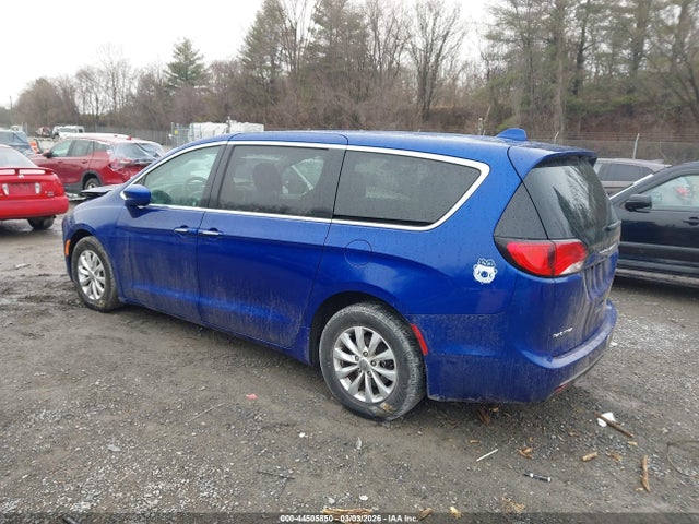 Chrysler Pacifica Touring Plus