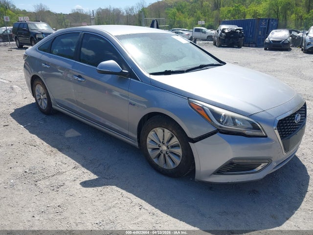 Salvage Hyundai SONATA Image