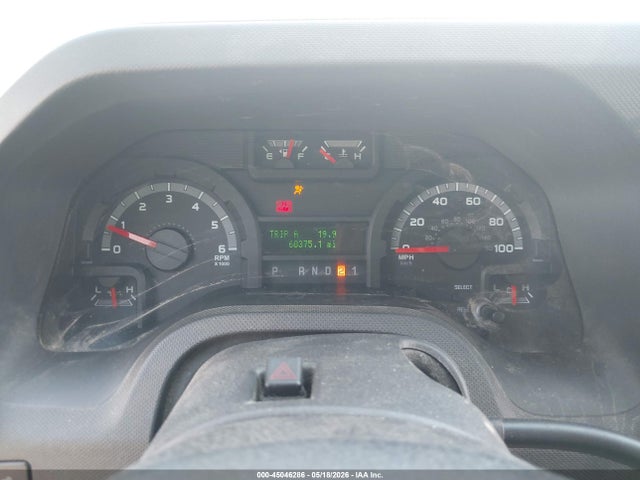 Ford E-350 Xlt