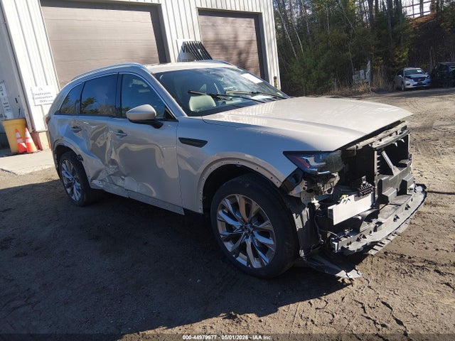 Salvage Mazda Cx Image