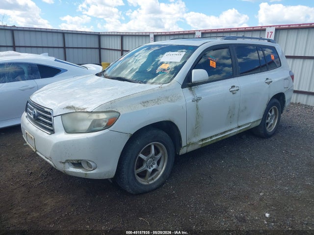 Toyota Highlander Sport