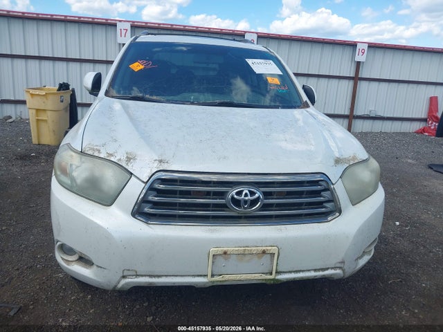Toyota Highlander Sport