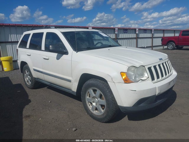Salvage Jeep Grand Cherokee Image