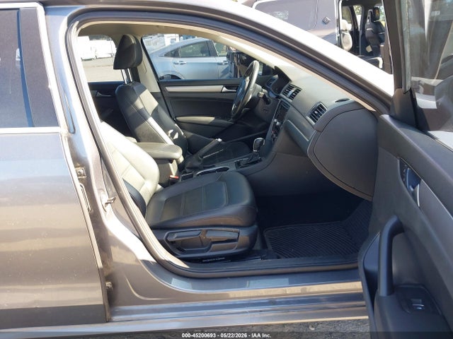 Volkswagen Passat 1.8t Se