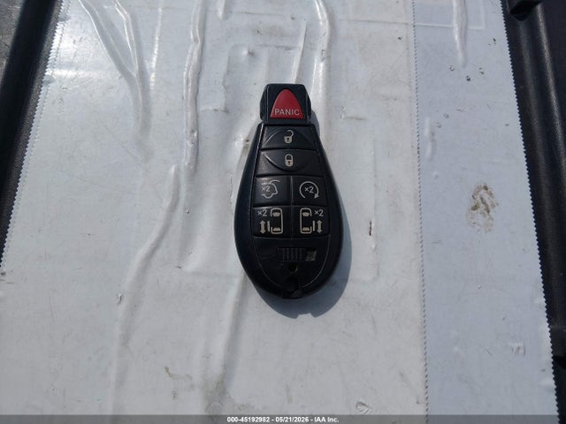 Dodge Grand Caravan Crew