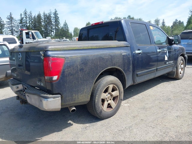 Nissan Titan Se
