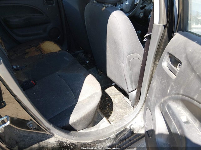 Mitsubishi Mirage Es