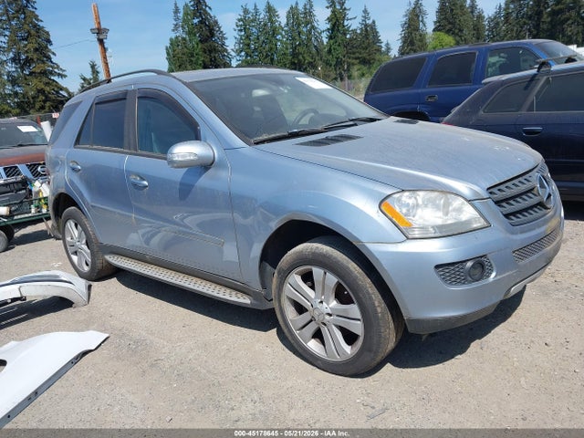 Salvage Mercedes-Benz M-Class Image
