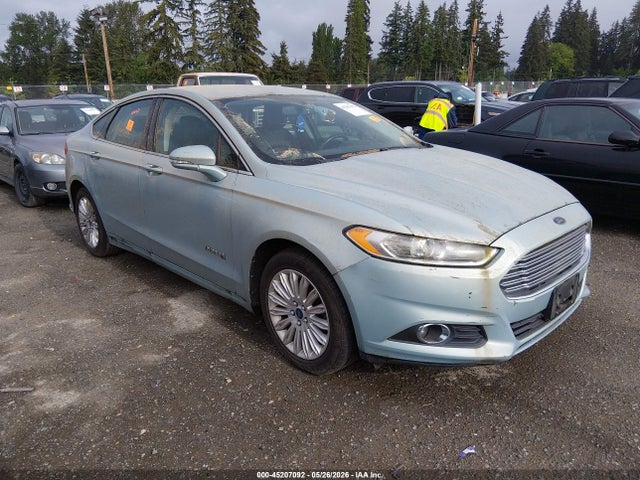 Salvage Ford Fusion Image