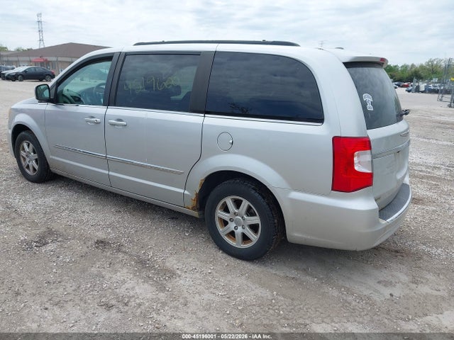 Chrysler Town & Country Touring
