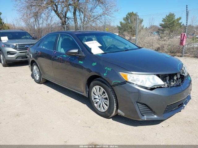 Salvage Toyota Camry Image