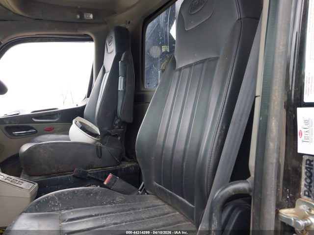 Peterbilt 567