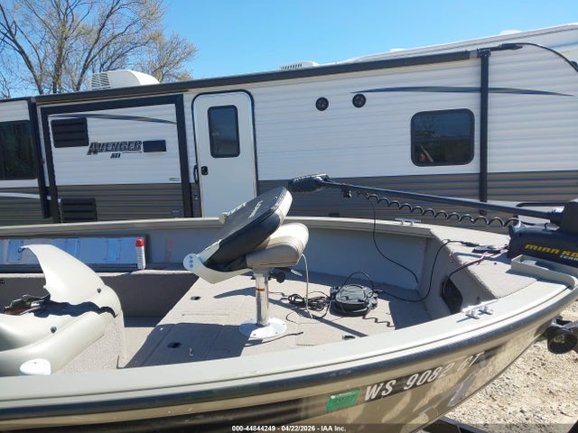 Lowe Fm 175s Boat & Trailer
