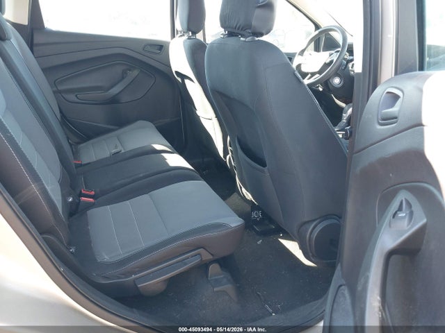 Ford Escape S