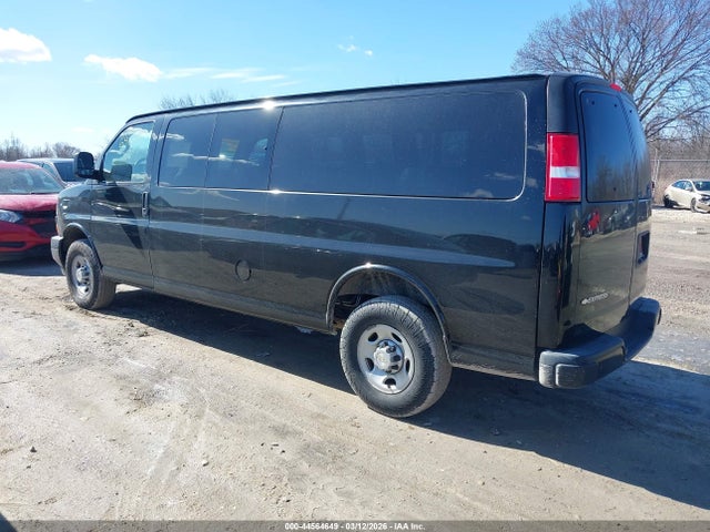 Chevrolet Express Rwd 3500 Extended Wheelbase Ls