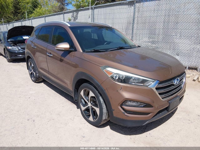 Salvage Hyundai TUCSON Image