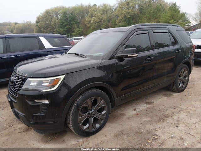 Ford Explorer Sport