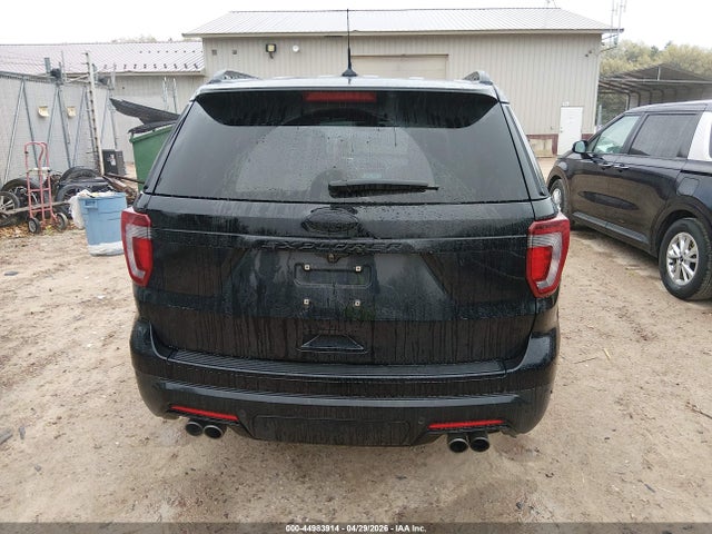 Ford Explorer Sport