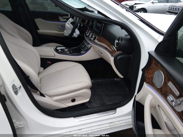 Mercedes-Benz E-Class 4matic