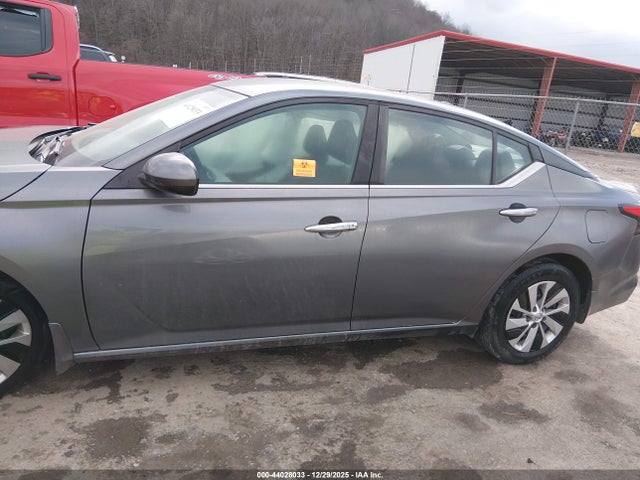Nissan Altima S Fwd