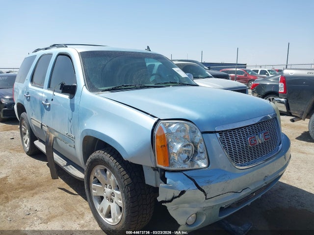 Salvage GMC Yukon Image