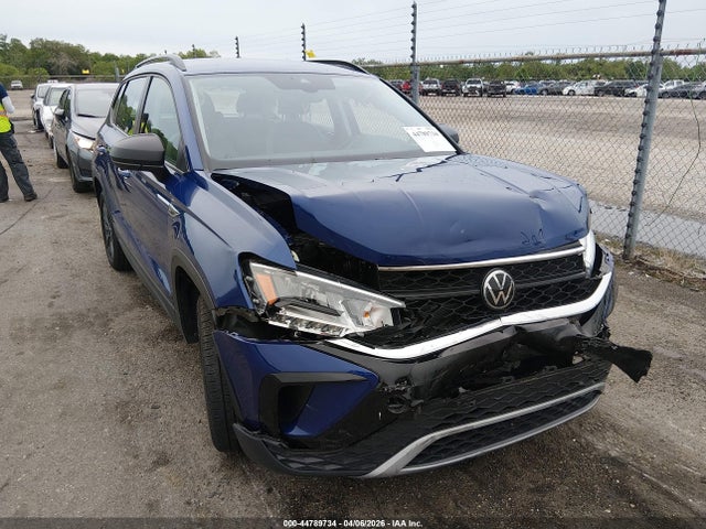 Salvage Volkswagen Taos Image