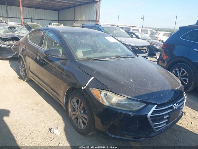 Salvage Hyundai ELANTRA Image