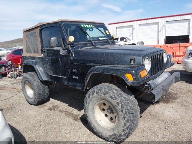 Salvage Jeep Wrangler Image