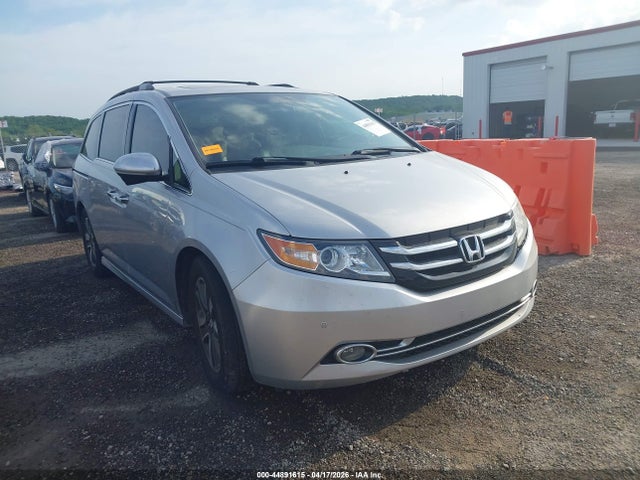 Salvage Honda Odyssey Image