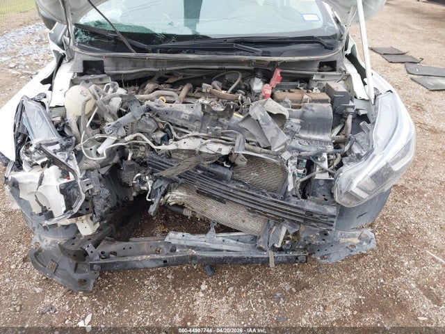 Nissan Versa 1.6 S