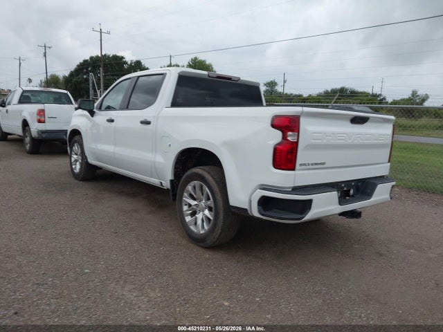 Chevrolet Silverado 1500 2wd  Short Bed Custom