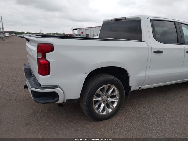 Chevrolet Silverado 1500 2wd  Short Bed Custom