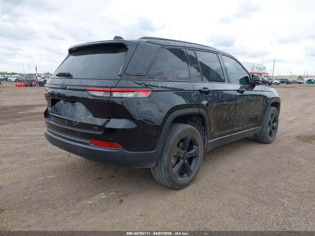 Jeep Grand Cherokee Altitude 4x4